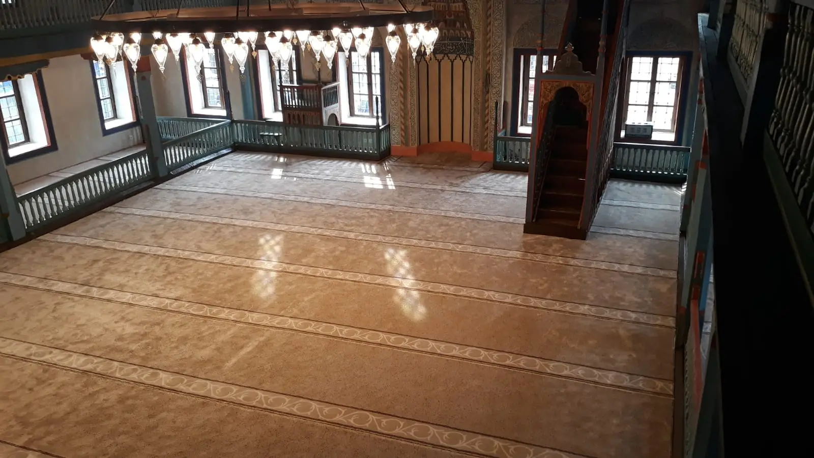 Akrilik Cami Halısı